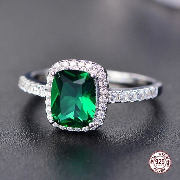 Jewelry - 925 sterling silver ring